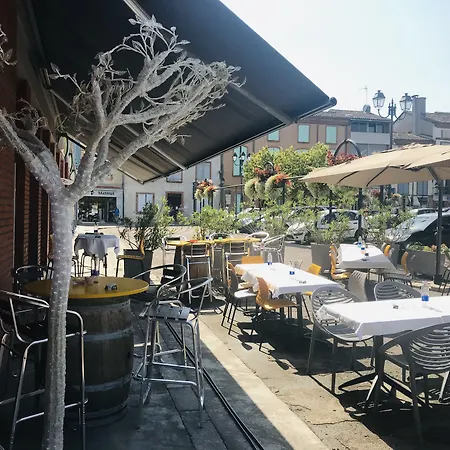 ホテル Le Chapon Fin モアサック