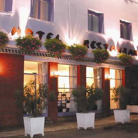 Le Chapon Fin Szálloda Moissac